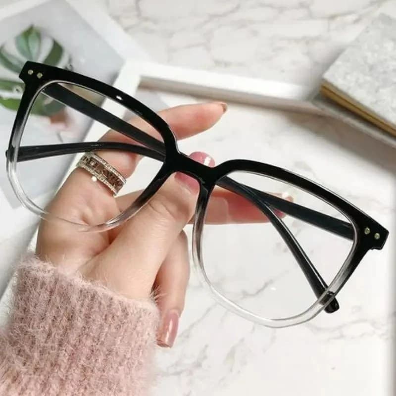 lunettes-noires-contemporaines
