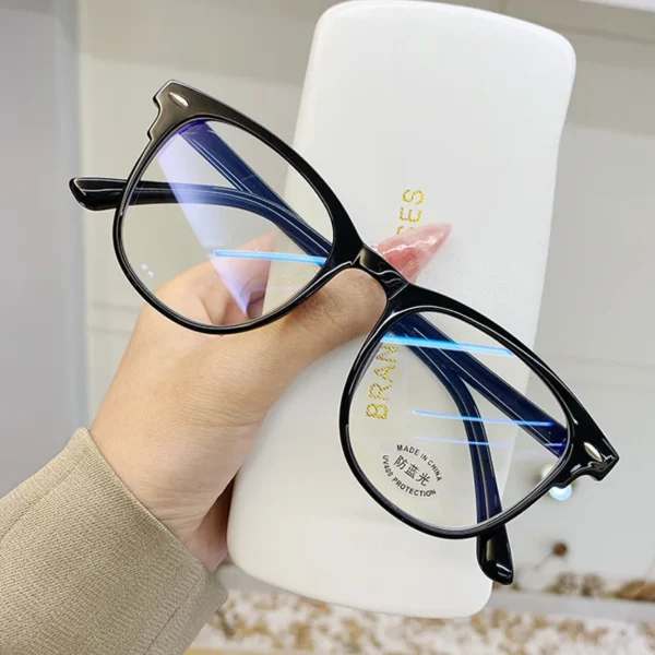 lunette carrée transparente